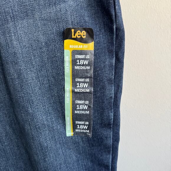 LEE Straight Flex Motion Stretch Jeans Mid Rise Regular Fit Dark Wash 18W NWT - Picture 4 of 8